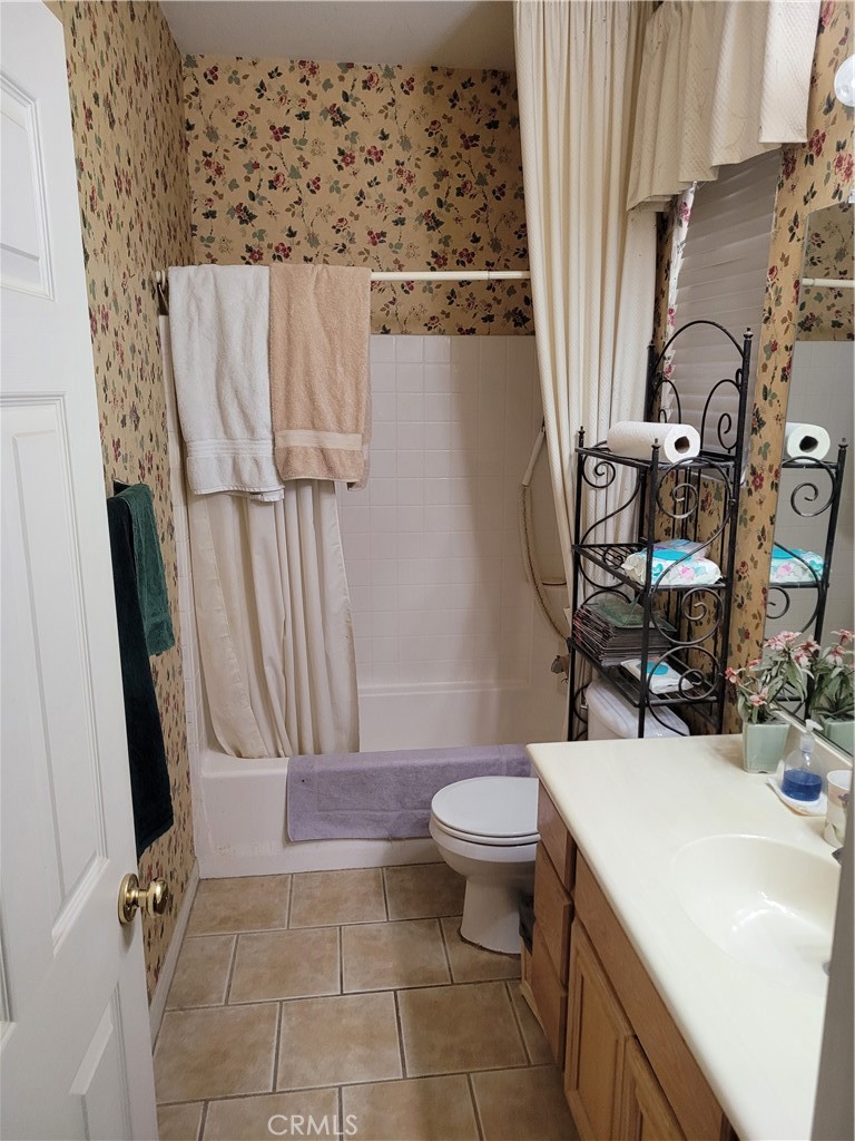 26585 Amherst Court Property Photo 4
