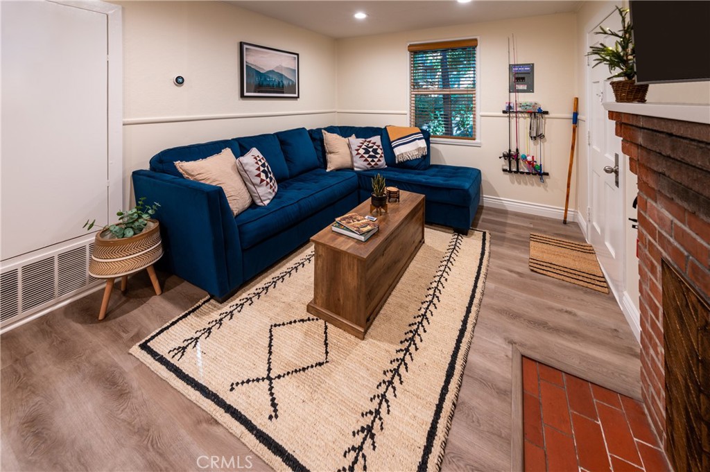640 Pyramid Property Photo 6