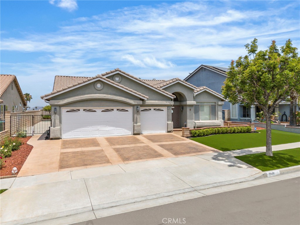 1049 Salem Drive