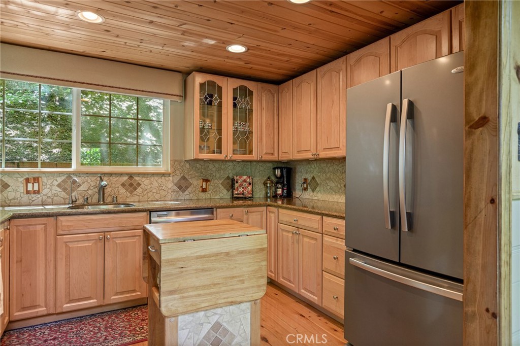 667 Dogwood Cyn Property Photo 14