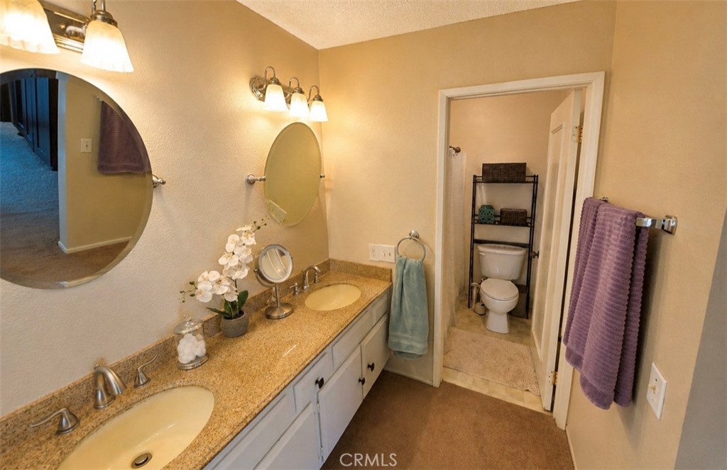 340 Mitchell Property Photo 31