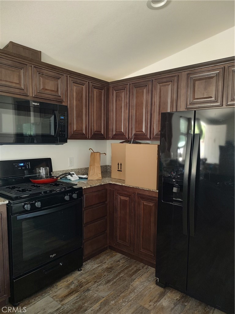 7484 Kickapoo Property Photo 4