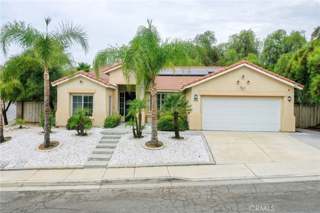 31600 Saddle Ridge Drive Property Photo 2