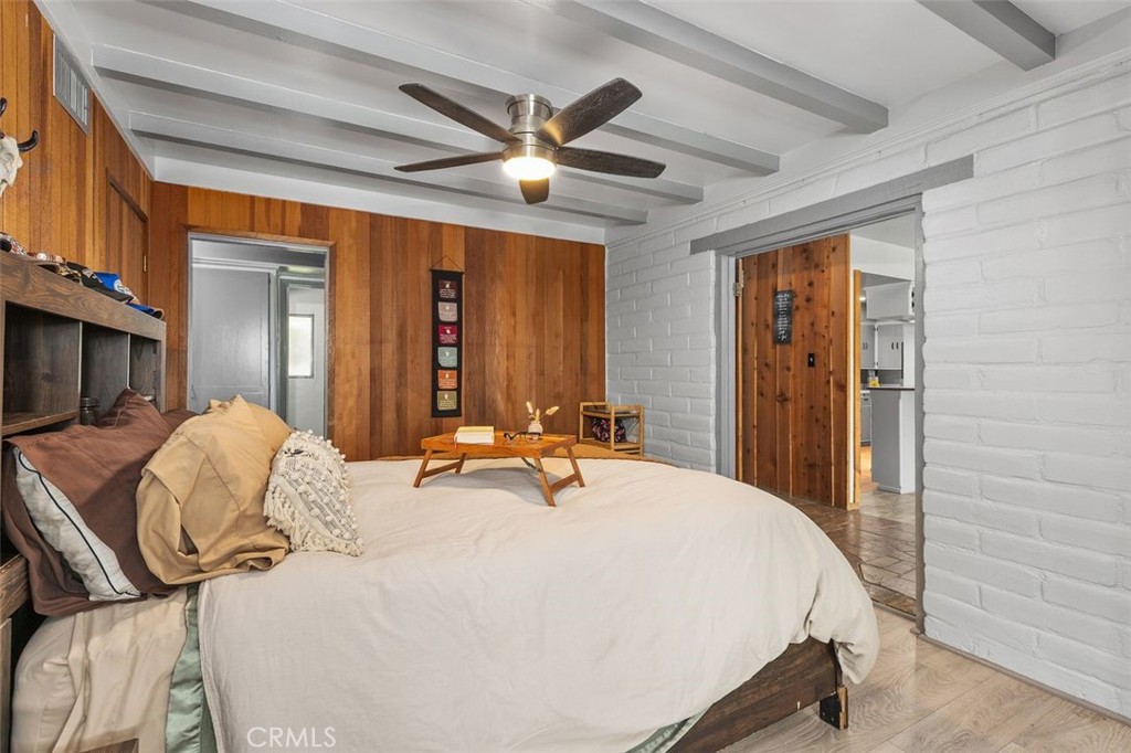 20505 Claremont Avenue Property Photo 28