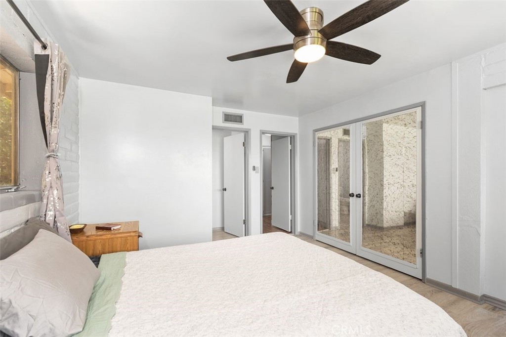 20505 Claremont Avenue Property Photo 32