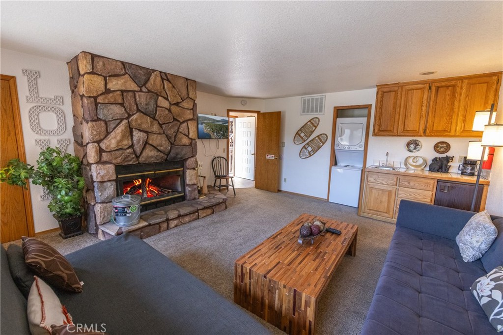 1264 Club View Property Photo 8