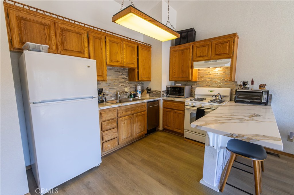 1264 Club View Property Photo 23