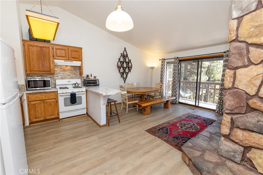 1264 Club View Property Photo 25