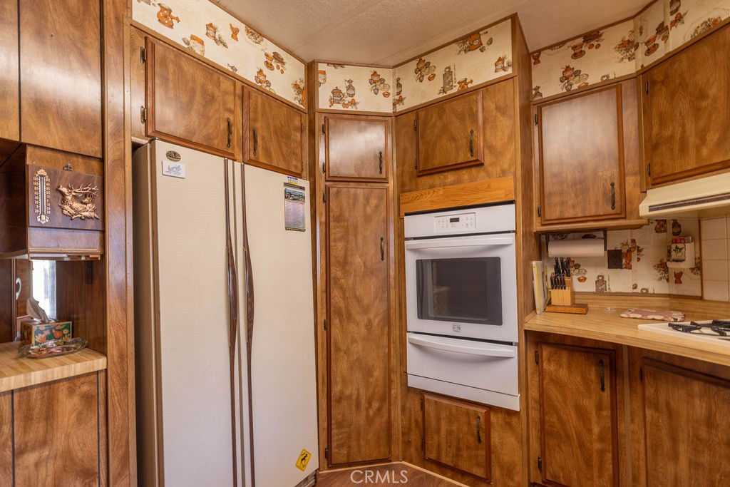 391 Montclair 3 Property Photo 11