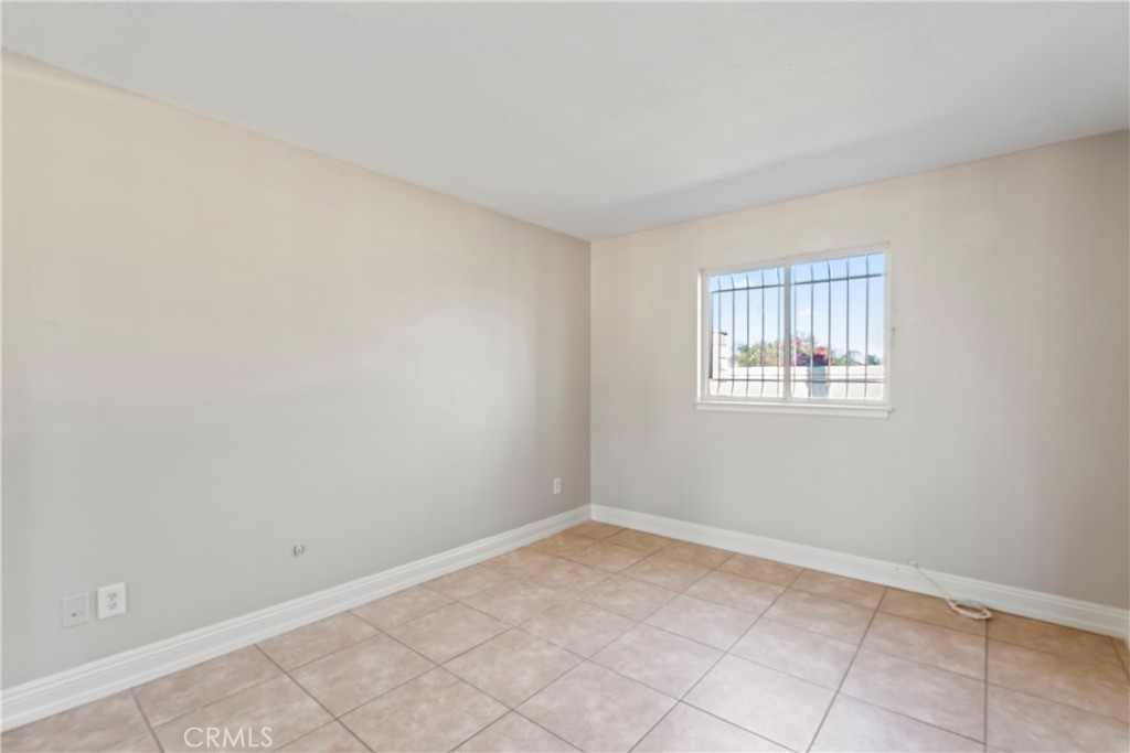 3090 Panorama Road A Property Photo 7
