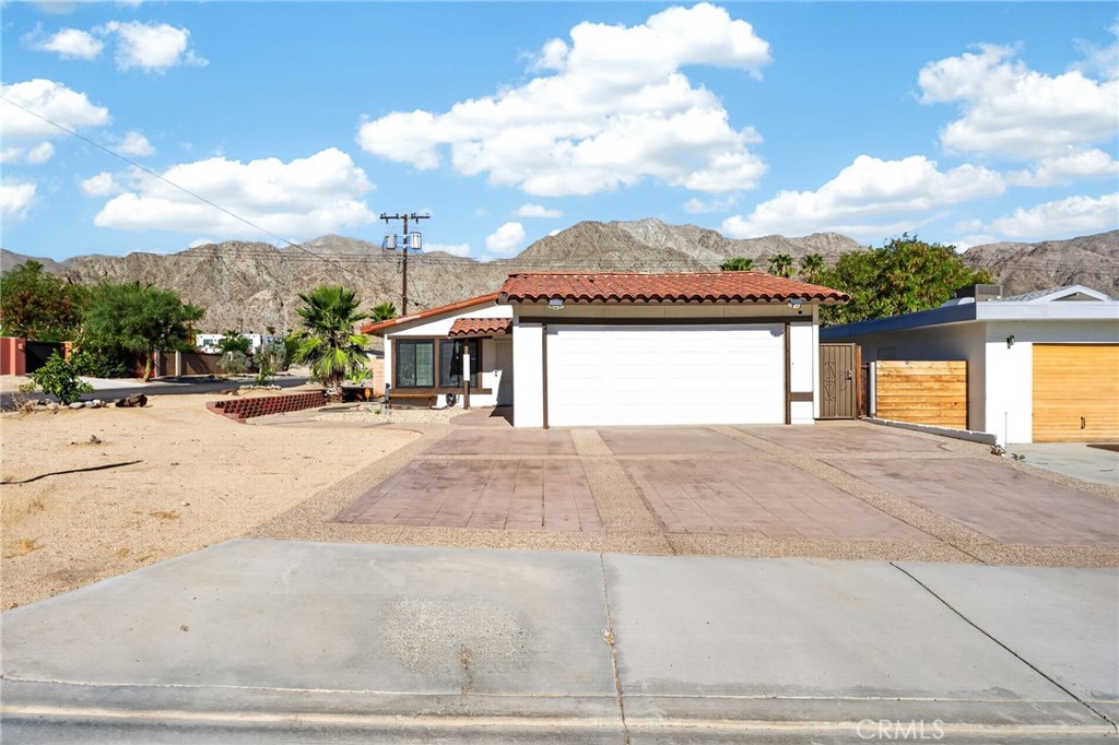 53485 Avenida Alvarado Property Photo 1