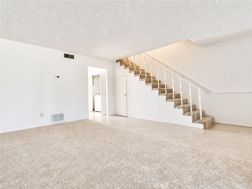 139 E Cypress Property Photo 8