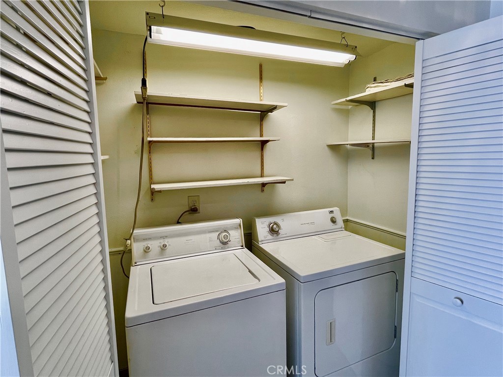 139 E Cypress Property Photo 15