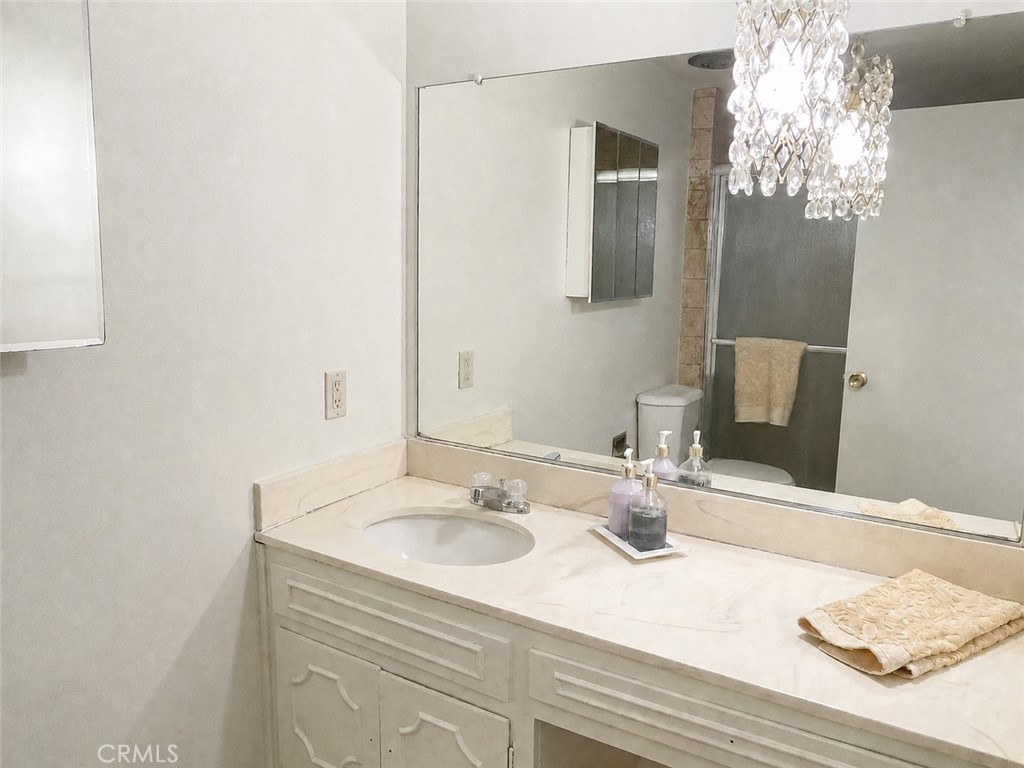 139 E Cypress Property Photo 21