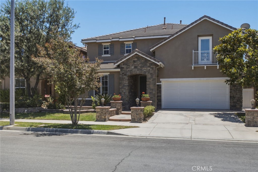 11077 Kalmia Court Property Photo 3