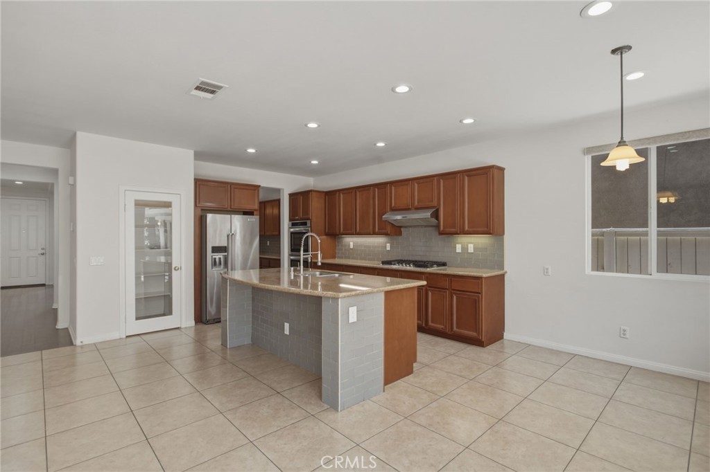 11077 Kalmia Court Property Photo 9