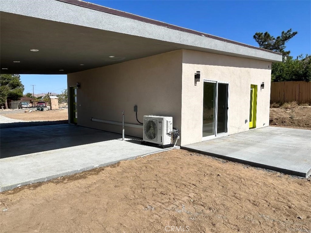 7374 Olympic Road Property Photo 7