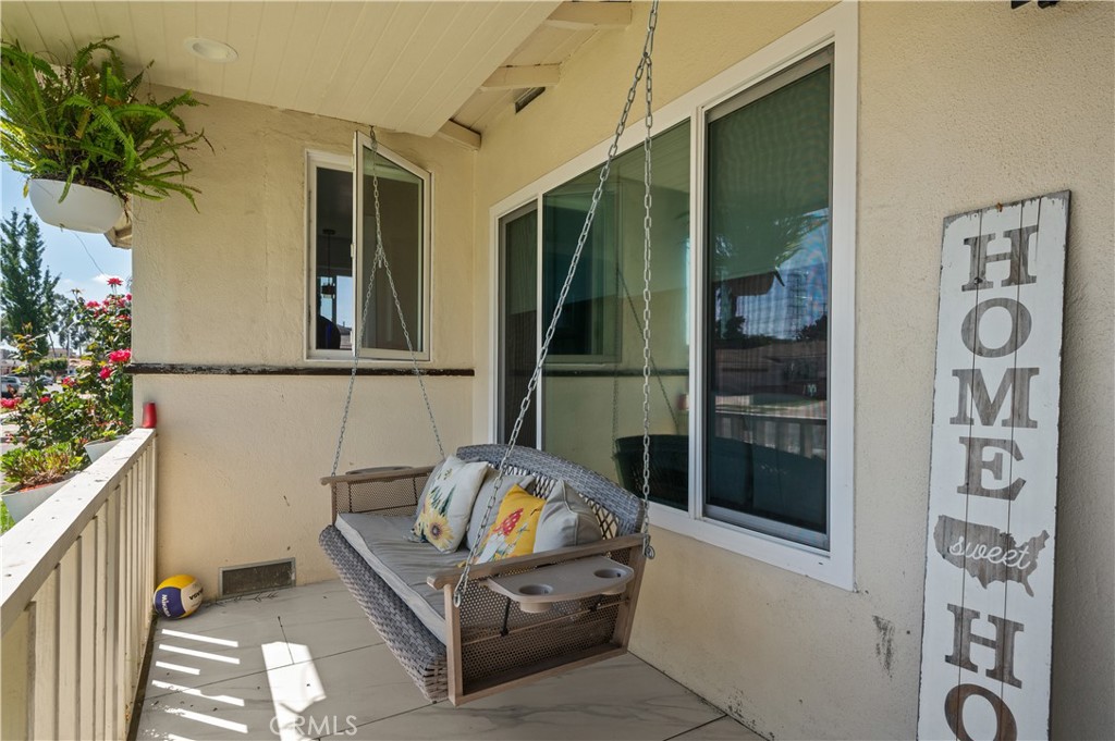 8849 Pico Vista Property Photo 5