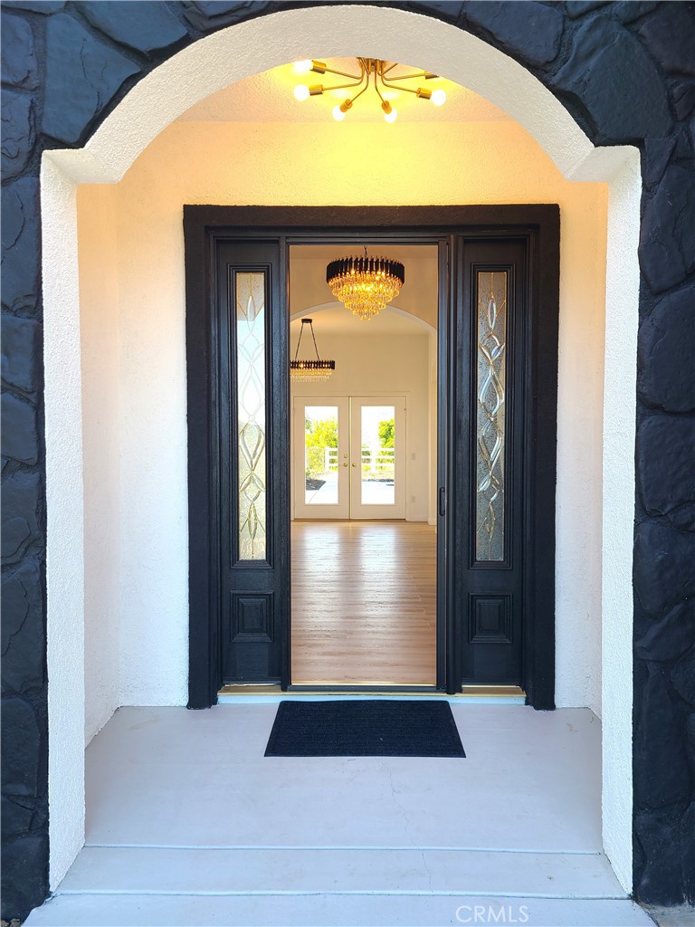 43605 Los Gatos Property Photo 6