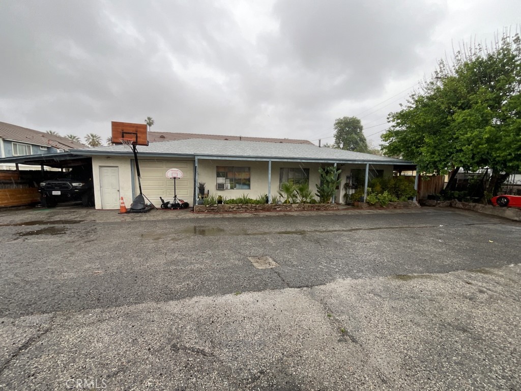 25204 Starr Street 4+ Property Photo 1