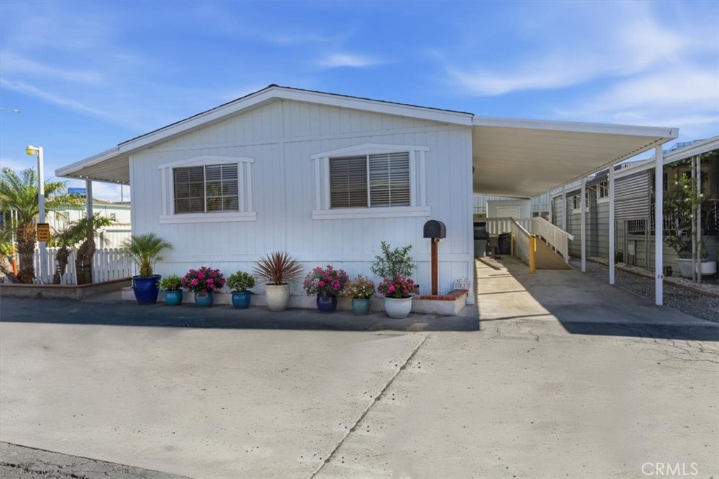 15621 Beach Boulevard 53 Property Photo 2