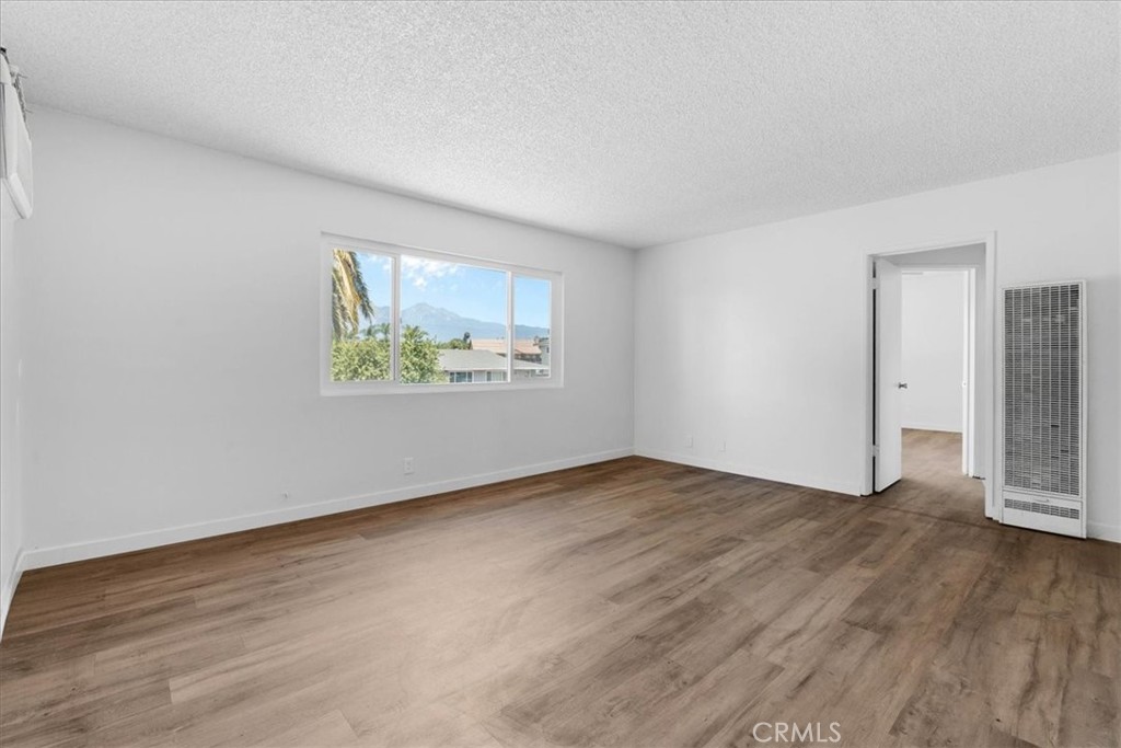5351 & 5361 W Maitland Street Property Photo 13