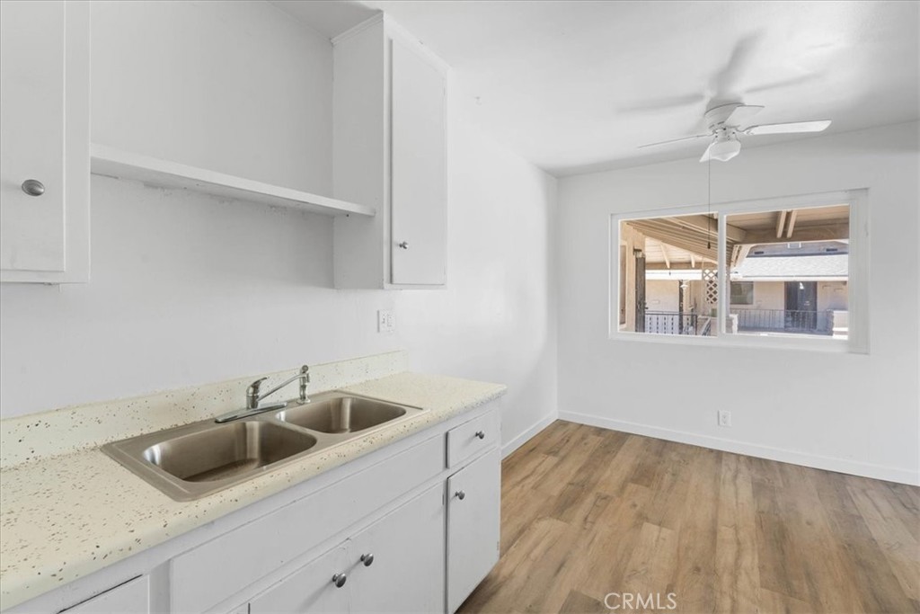 5351 & 5361 W Maitland Street Property Photo 18