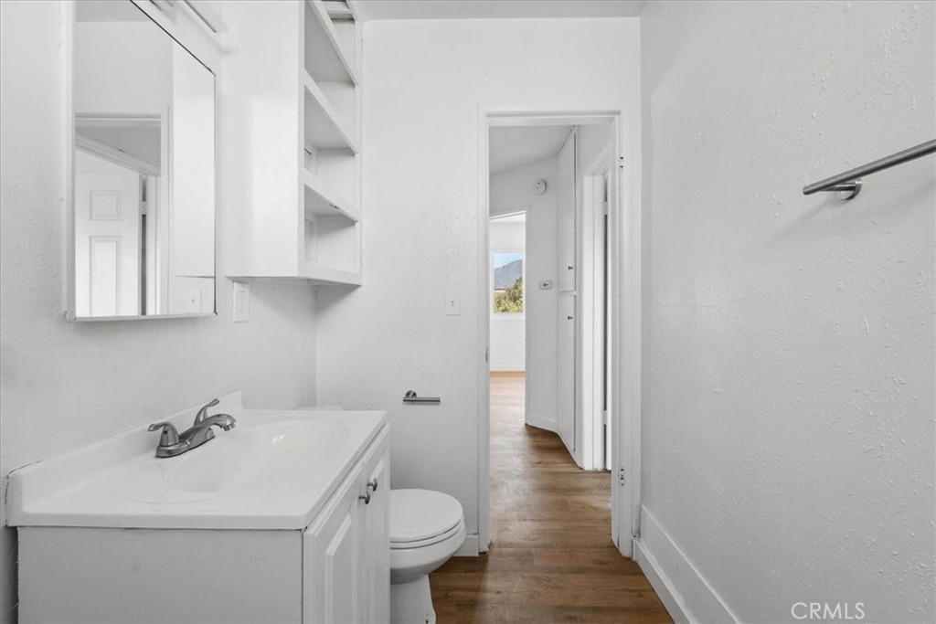 5351 & 5361 W Maitland Street Property Photo 24