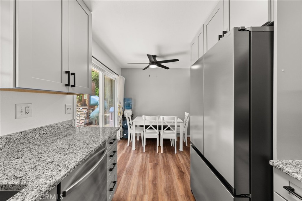 906 Thomas Avenue Property Photo 11