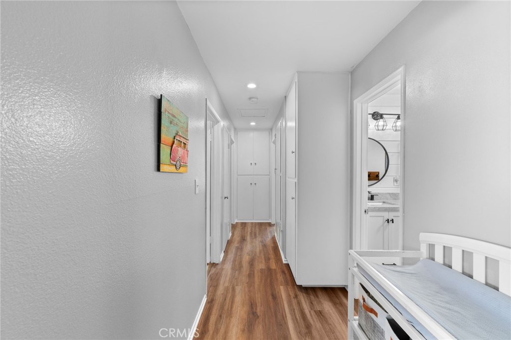 906 Thomas Avenue Property Photo 13