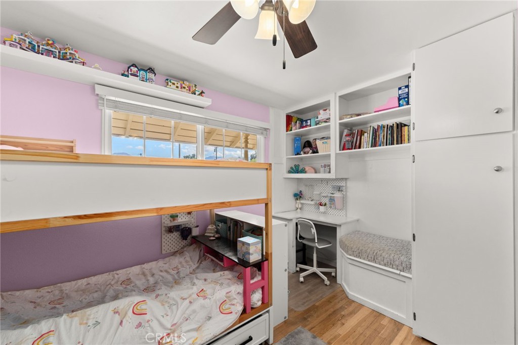 906 Thomas Avenue Property Photo 15