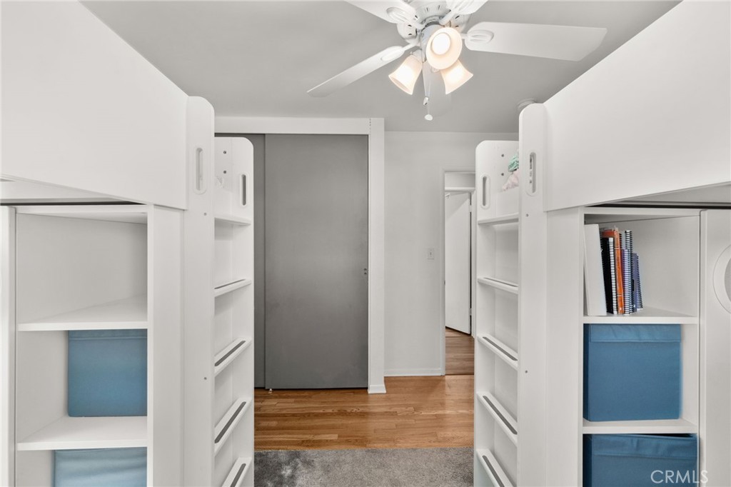 906 Thomas Avenue Property Photo 19