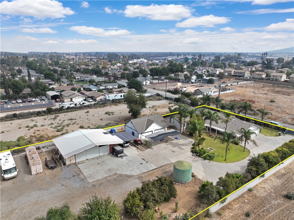 875 Clark Property Photo 3