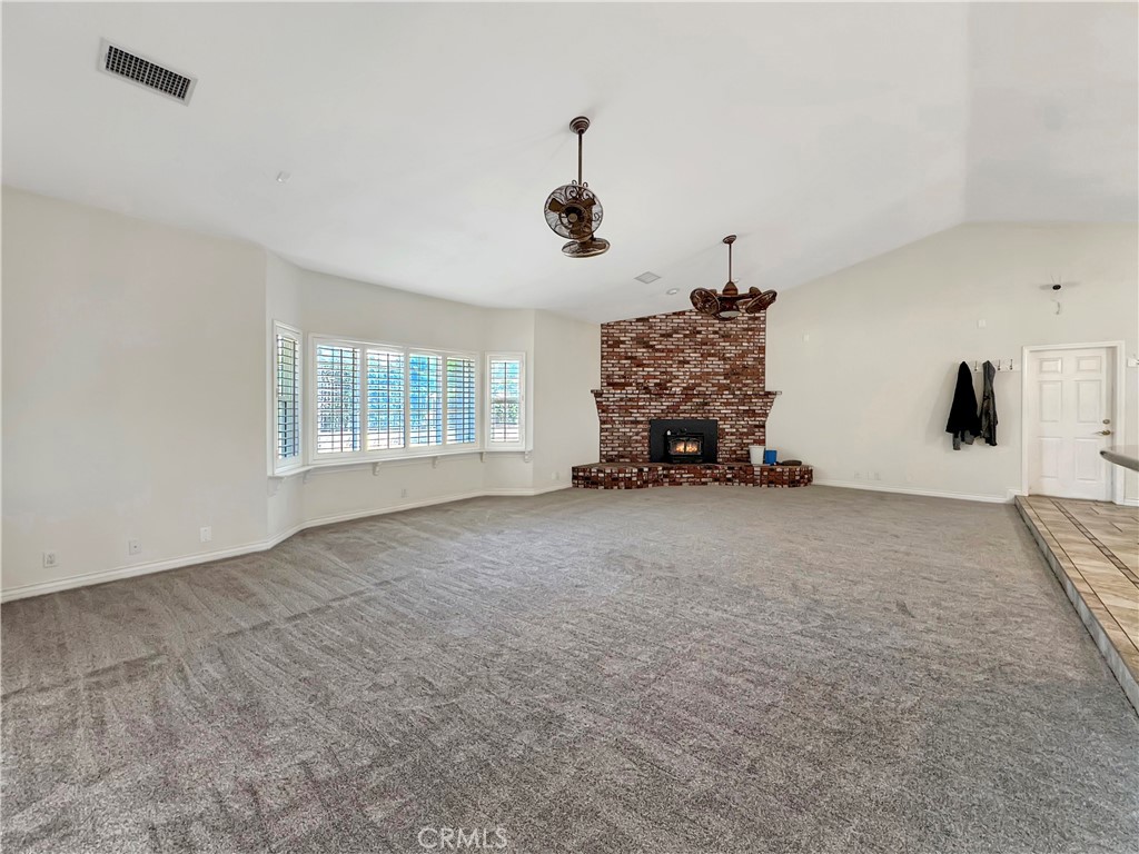 875 Clark Property Photo 18