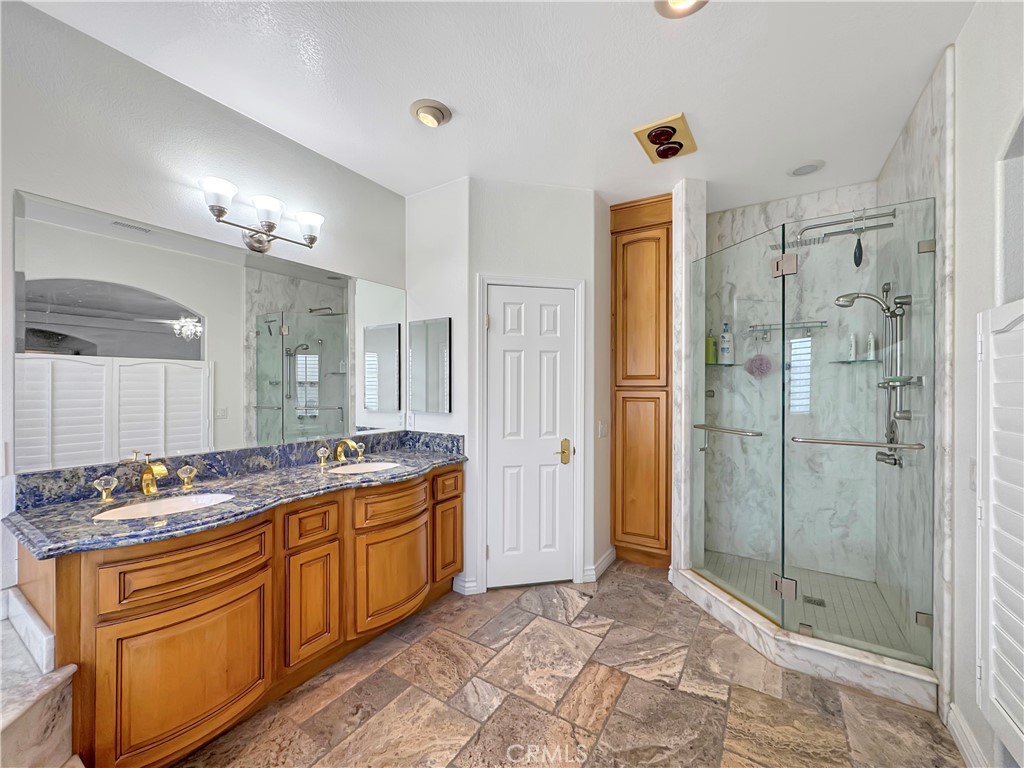 875 Clark Property Photo 34