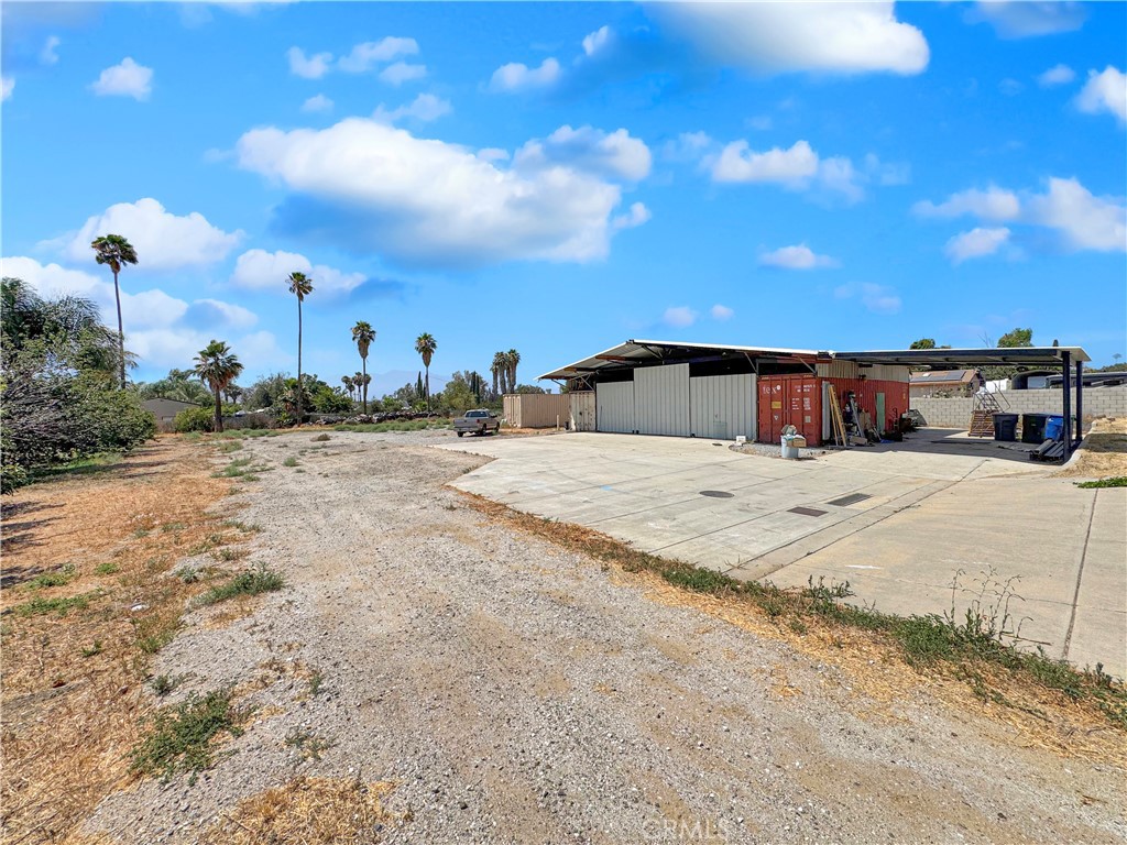 875 Clark Property Photo 53