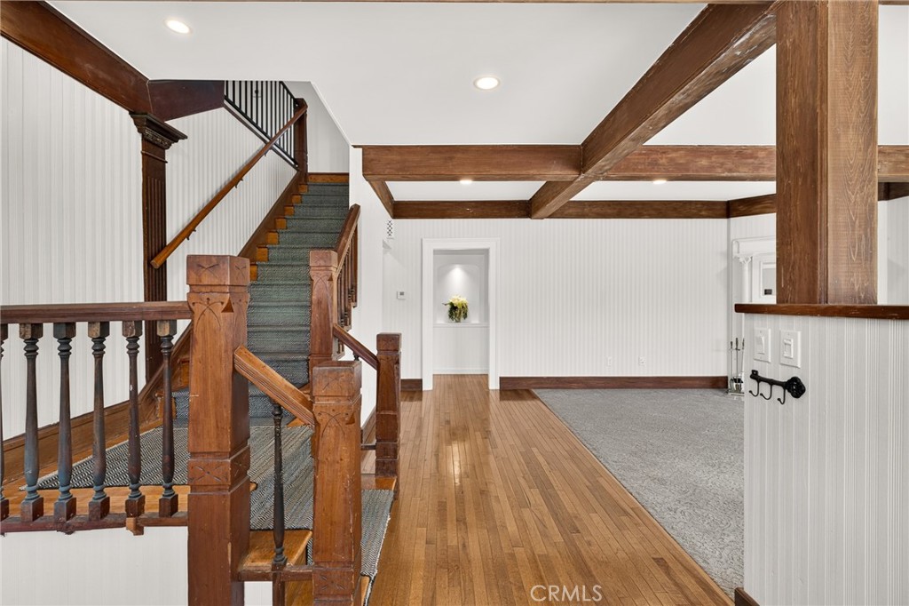 1056 San Jacinto Property Photo 8