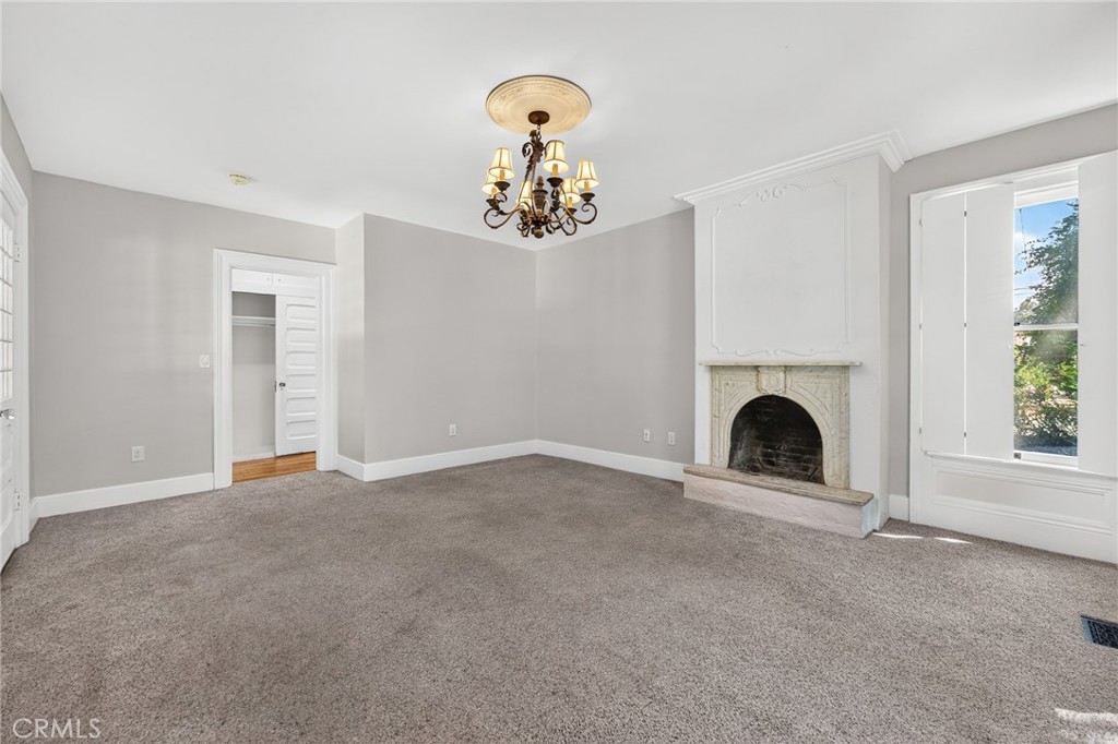 1056 San Jacinto Property Photo 29