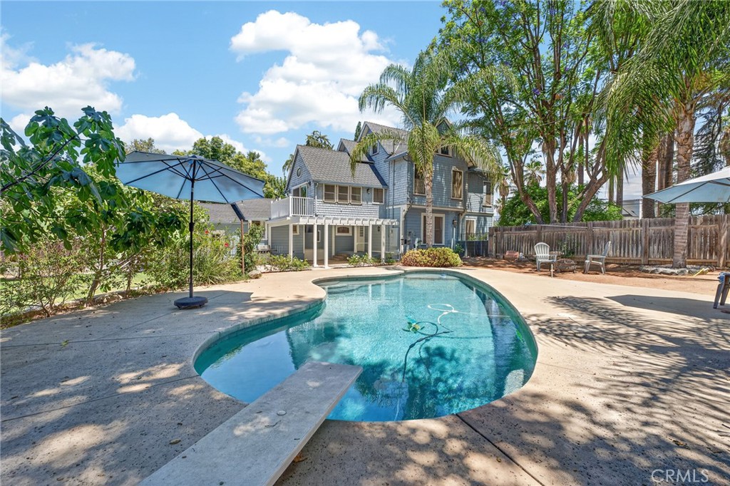 1056 San Jacinto Property Photo 56