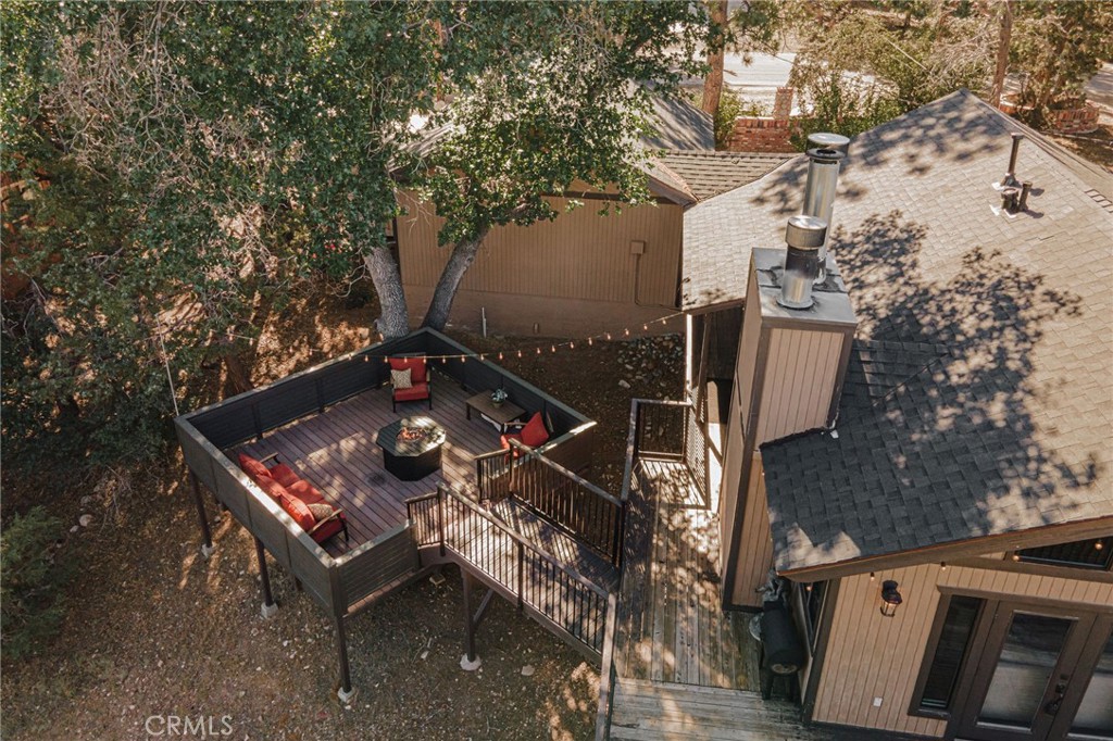 750 Villa Grove Property Photo 3