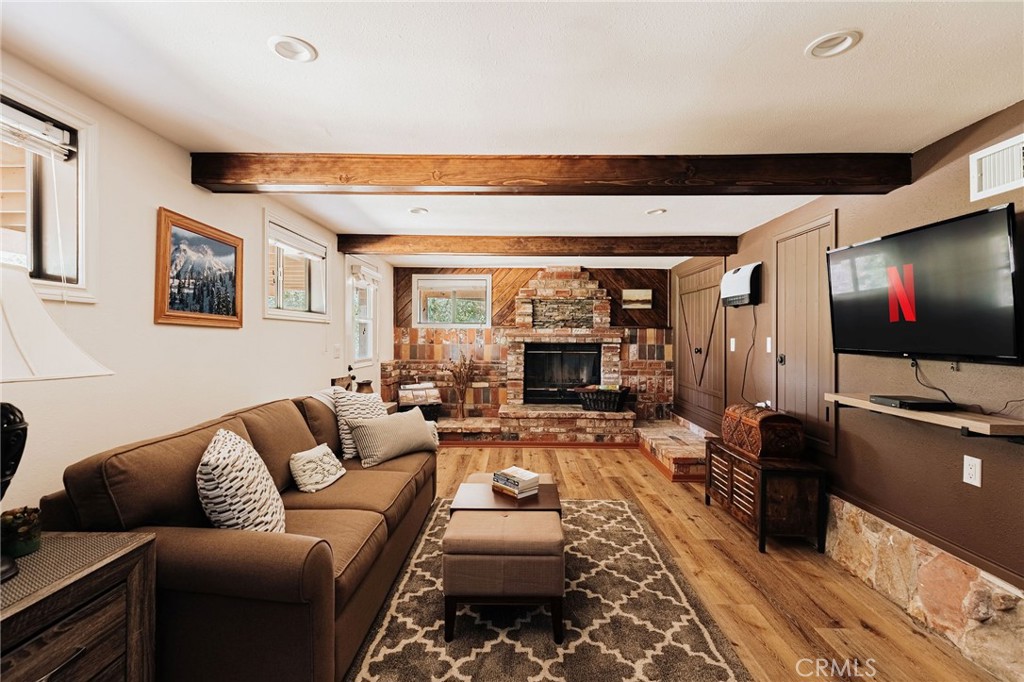 750 Villa Grove Property Photo 34