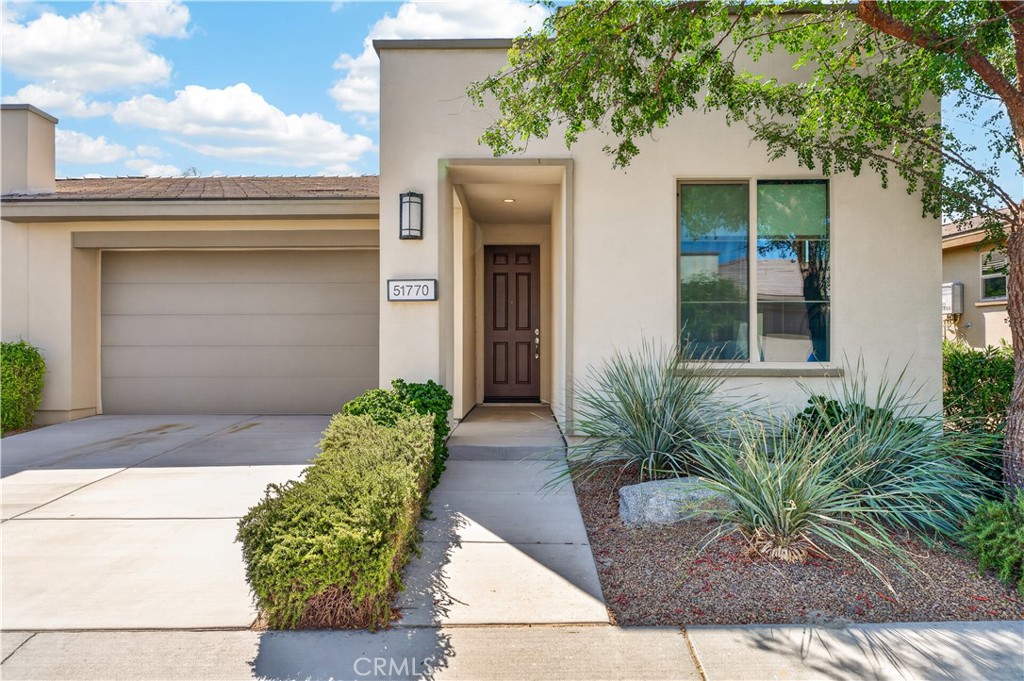 51770 Golden Eagle Property Photo 1