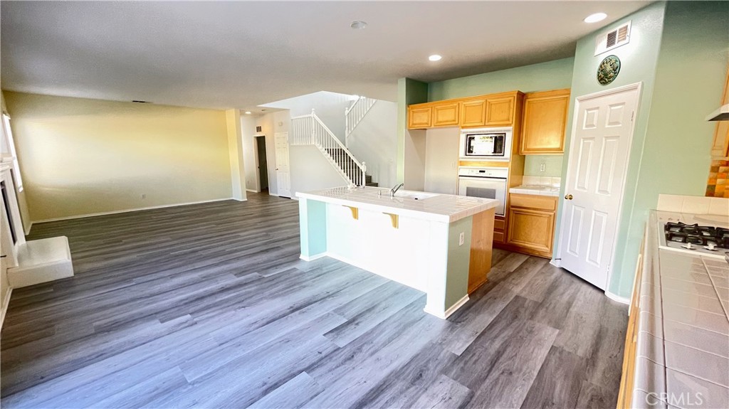 6521 Thistledown Street Property Photo 14