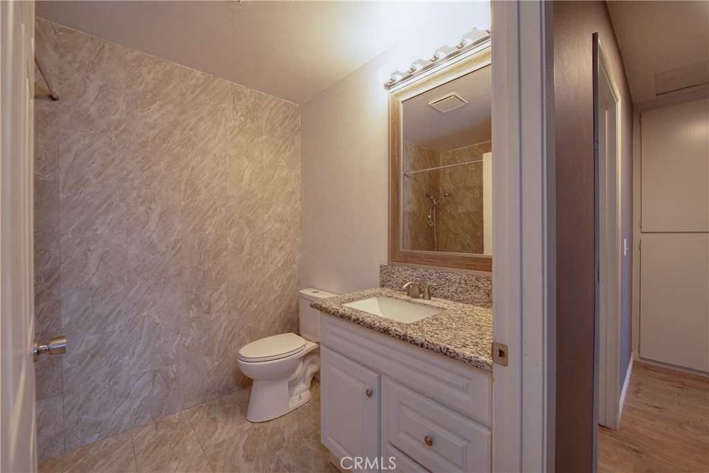 26158 Hemet St Property Photo 17