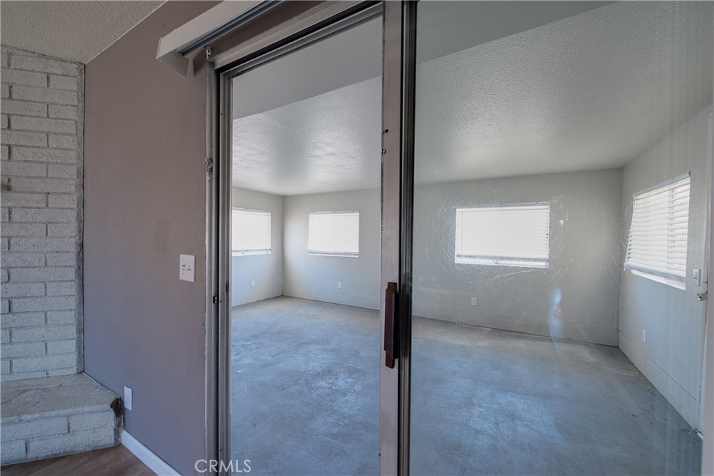 26158 Hemet St Property Photo 20