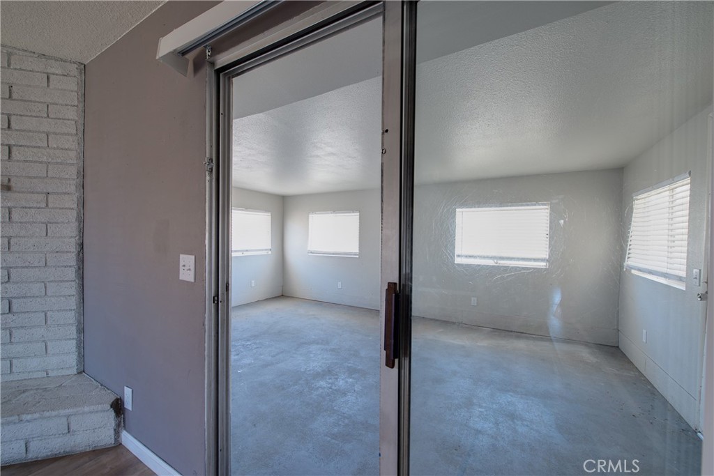 26158 Hemet St Property Photo 20