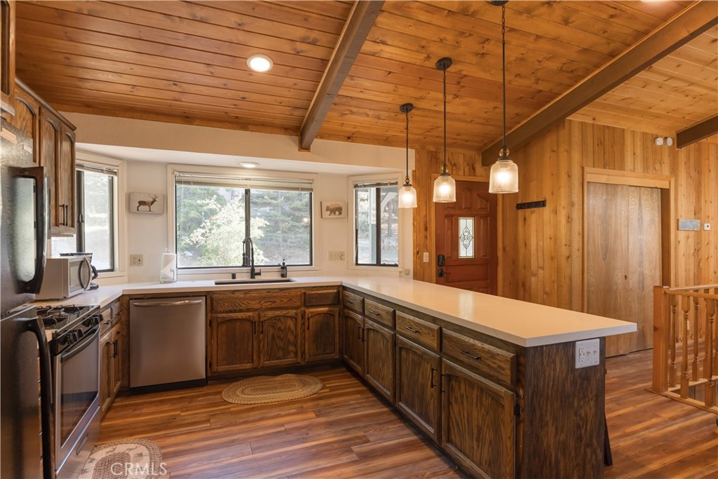 1414 Klamath Property Photo 15