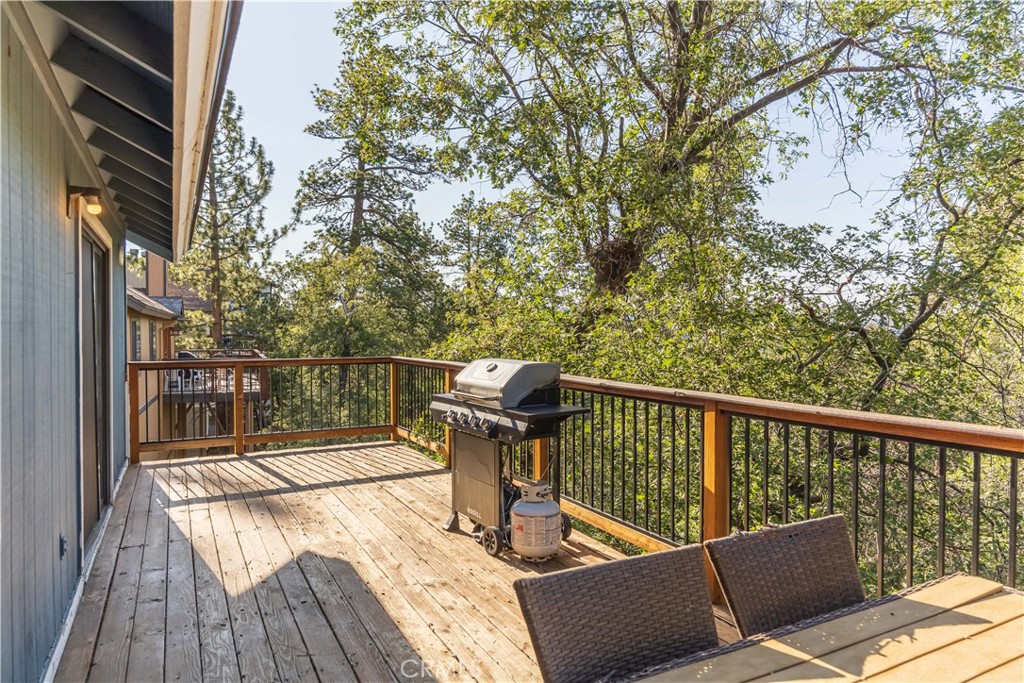 1414 Klamath Property Photo 21