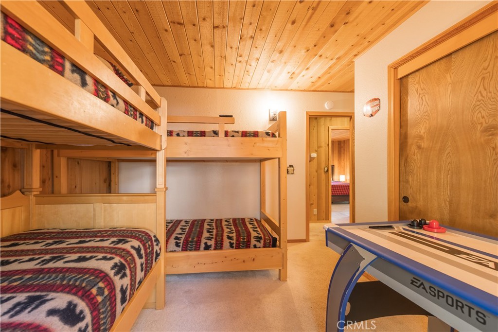 1414 Klamath Property Photo 32