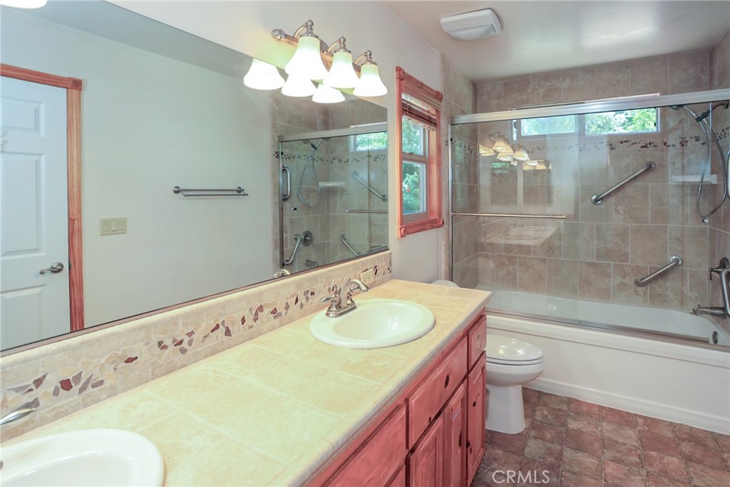 369 S Eureka Property Photo 15